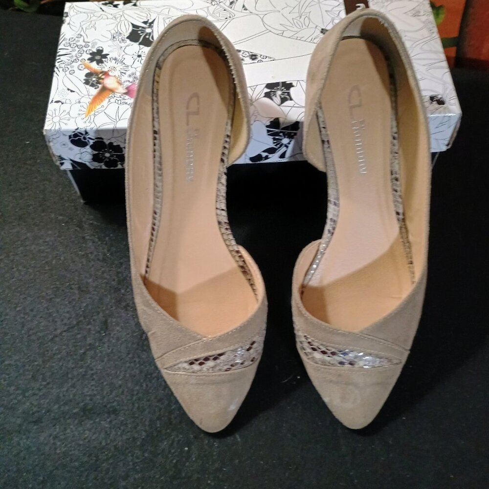 VGUC: CL by Laundry Sze 8.5 Dark Taupe Shawna Suede Flats